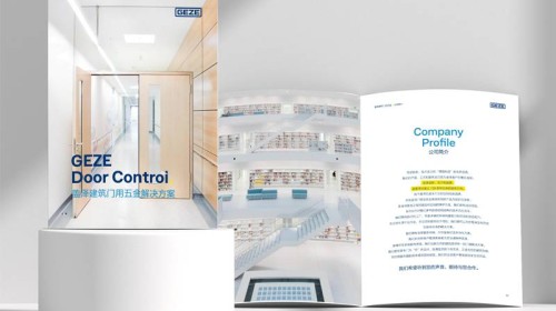 Cooperación beneficiosa para todos: la profunda cohesión emocional entre la empresa de impresión de álbumes y los clientes